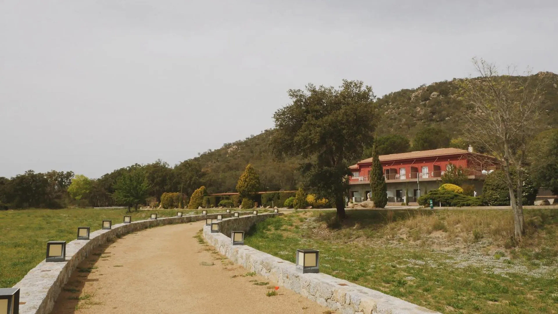 Hostal Rural Can Pau Cantallops Spain